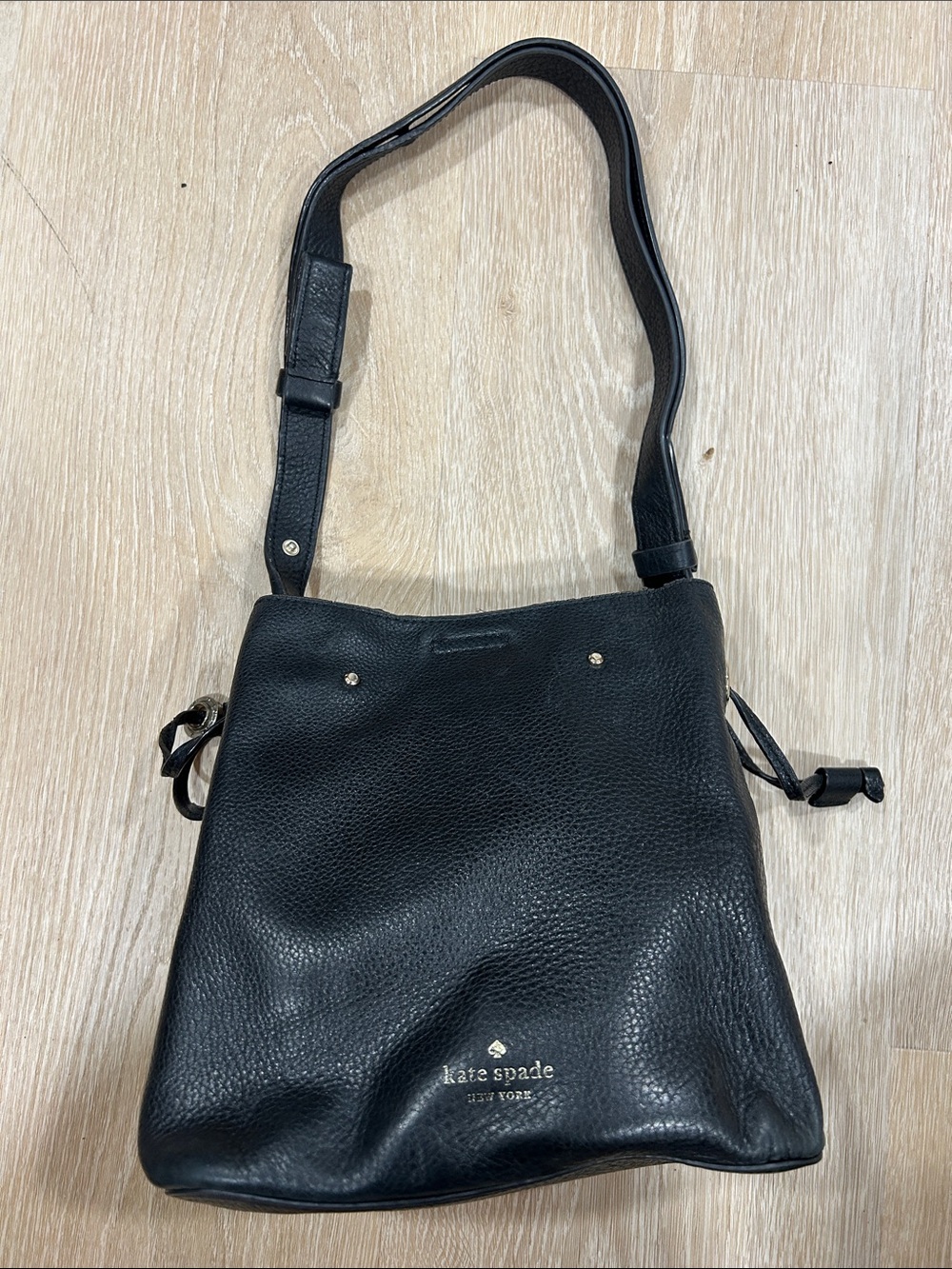 kate spade Black Pebbled Leather Crossbody Shoulder Bag with Gold Logo